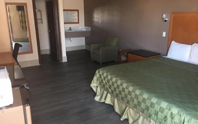 Executive Inn and Suites