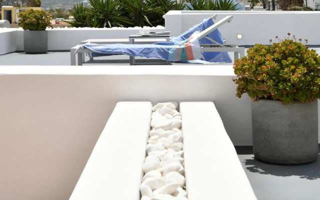 Thiro Villas Santorini