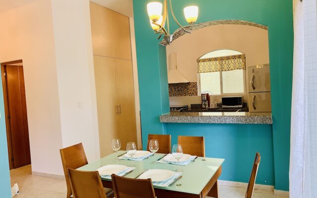 Las Olas downtown Condos by Playa Paradise