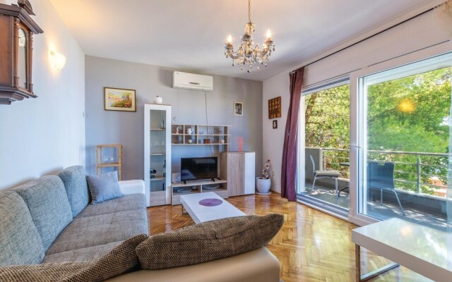 Nice Home in Jesenice With Wifi and 2 Bedrooms