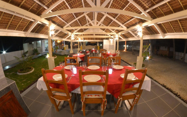 Lanas Beach Resort