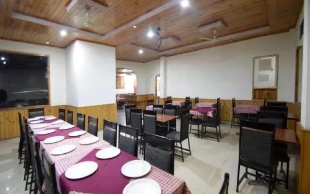 Sarthak Resort by OYO Rooms