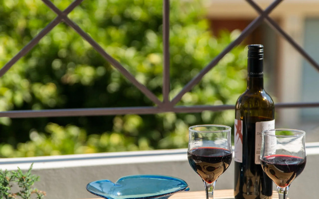 Nautilus Charm Apartment