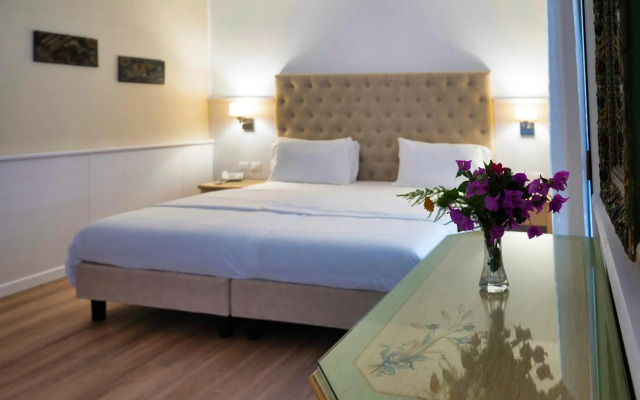 Arathena Rocks Hotel
