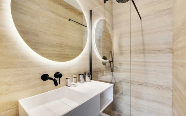 Newly Refurbished Flat in Heart of 18th District