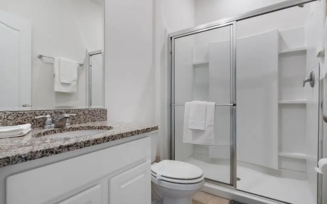 Solterra Villa With Screened Pool & Lake View