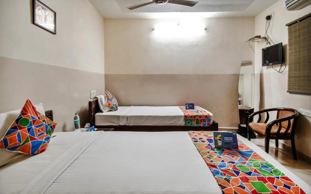 Fabhotel Aditya Yatri Nivas