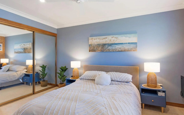 Omaroo Grand Pacific 2 Unit 4