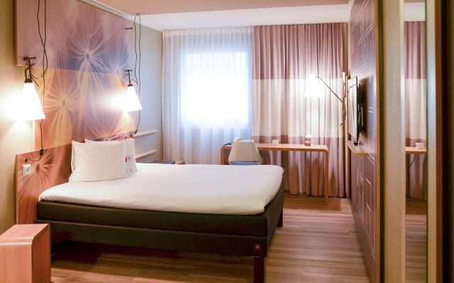 ibis Frankfurt Airport