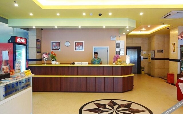 Home Inn Sanya Jiefang Third Road Pedestrian Street