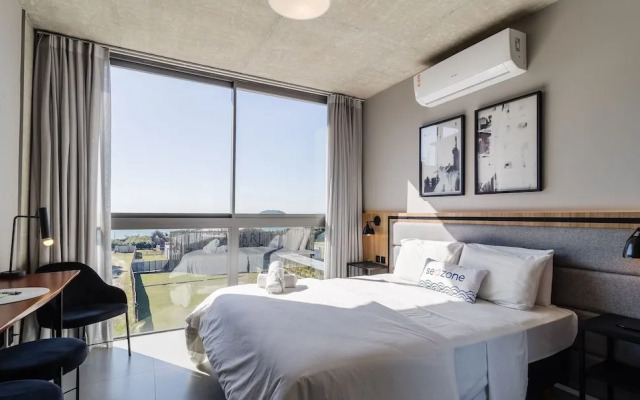 Spot Jurere sofisticação beira mar SPJs