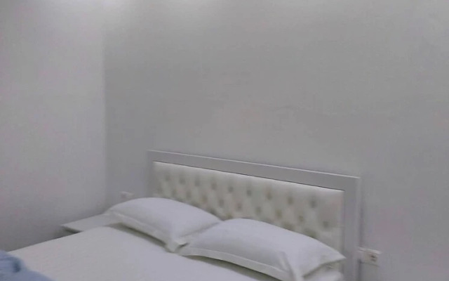 Beautiful Apartments - Perfect Location