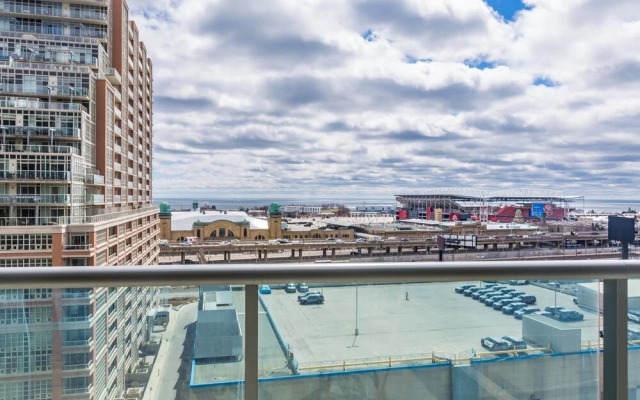 Lakeview Luxury Oasis, Downtown Aqua Studio