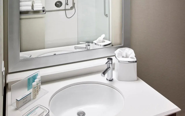 Hampton Inn by Hilton Sarnia/Point Edward