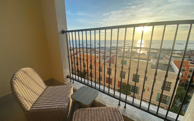Azure Premium Apartments