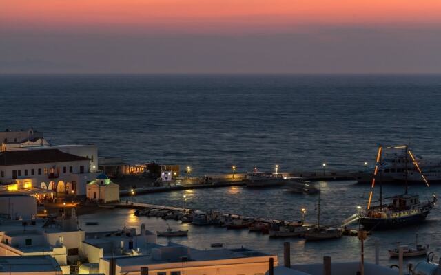 She Mykonos - The Residency