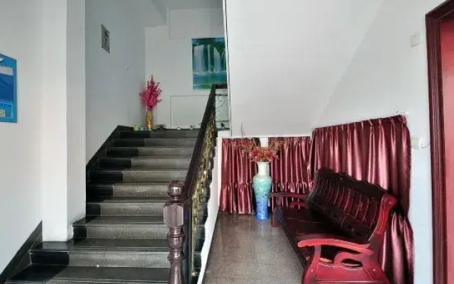 Xinyue Business Hotel
