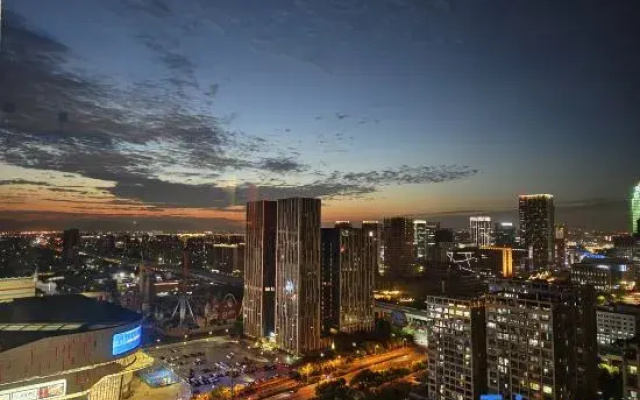 Qiusi Apartment (Luomeng Universal City)