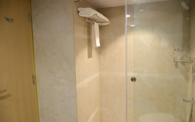 Hotel Radiance