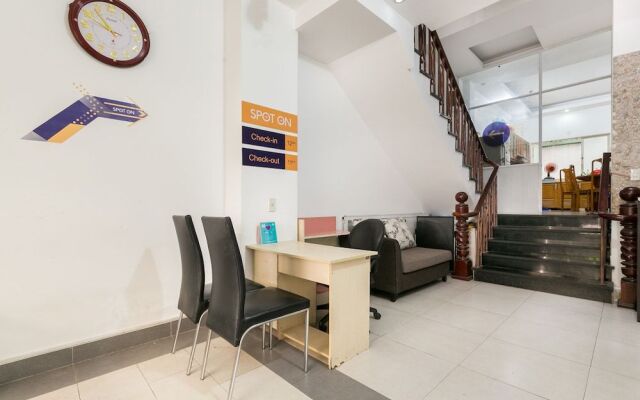 OYO 760 Ceo House Homestay - Hostel