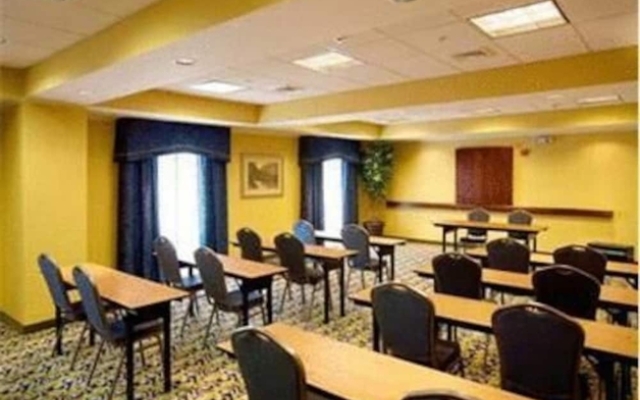 Country Hearth Inn (Ex. Regency Inn & Suites)