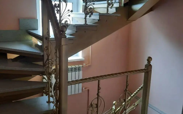 Серебряное копытце