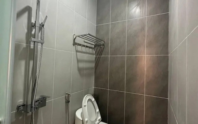 E3 Hotel Group