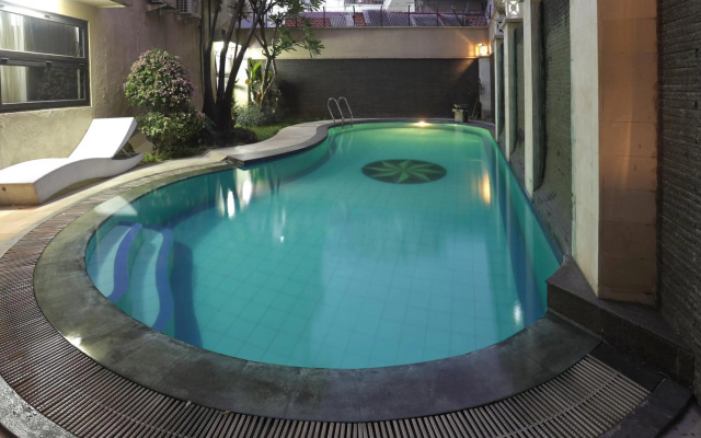 Jambuluwuk Heritage Menteng Suites