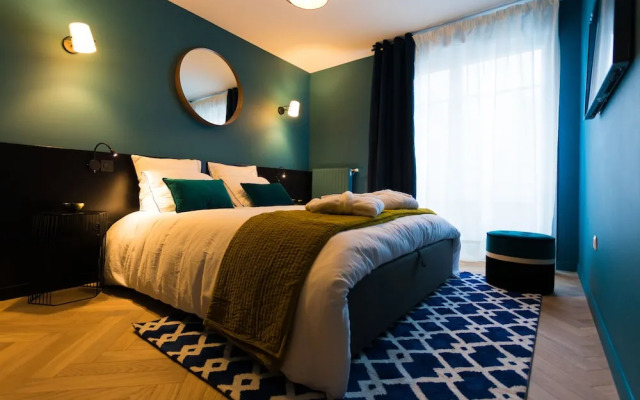 Luxury Apartment in Disneyland