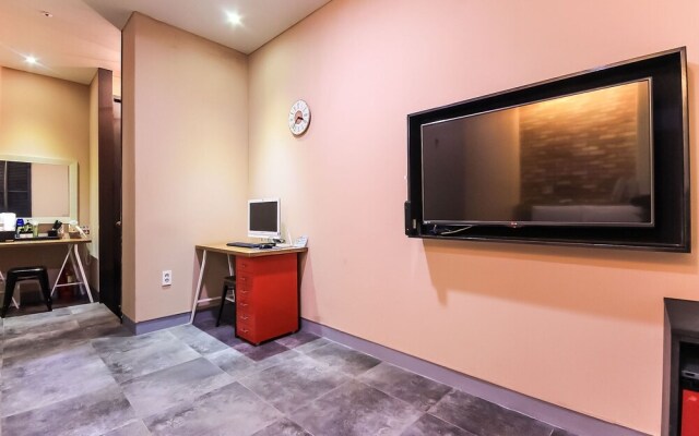 Changwon Masan IVE Hotel