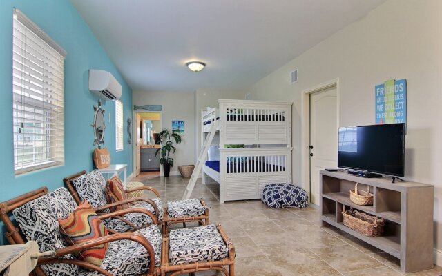 Coco Loco 652 by RedAwning