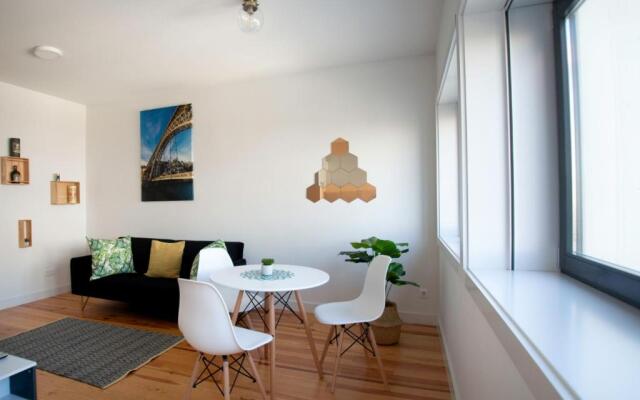 Guest H4U - Porto Batalha City Center