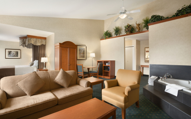 Travelodge by Wyndham Strathmore