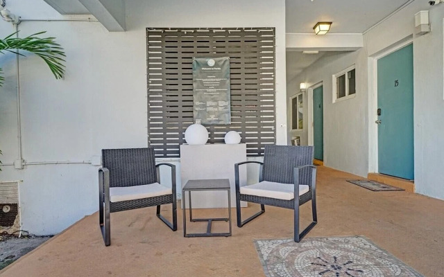 Coastal Studio by Hollywood Beach Boardwalk