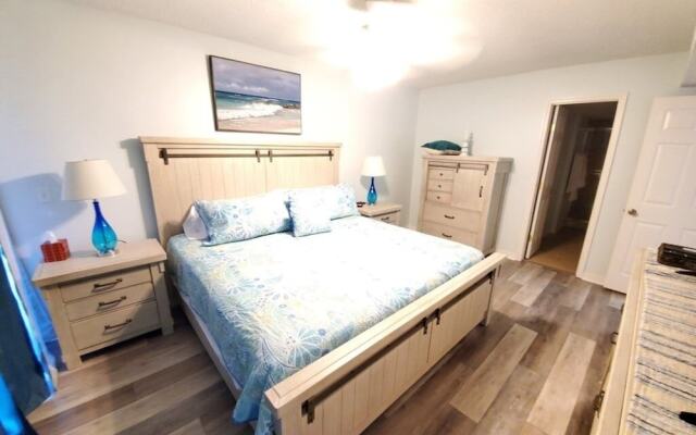 Anastasia 112 2 Bedroom Condo by RedAwning