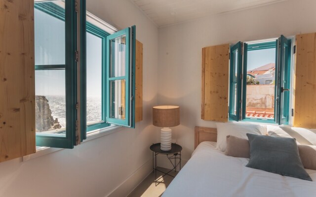 Azenhas do Mar West Coast Design & Surf