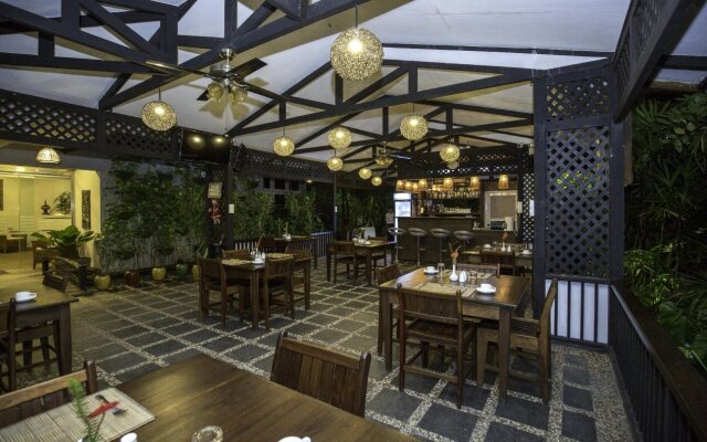Cloud 10 Boutique Hotel