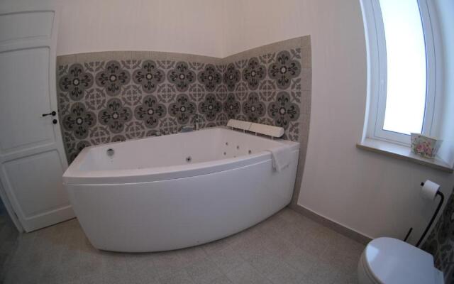 Dimora Savarino Suites with pool