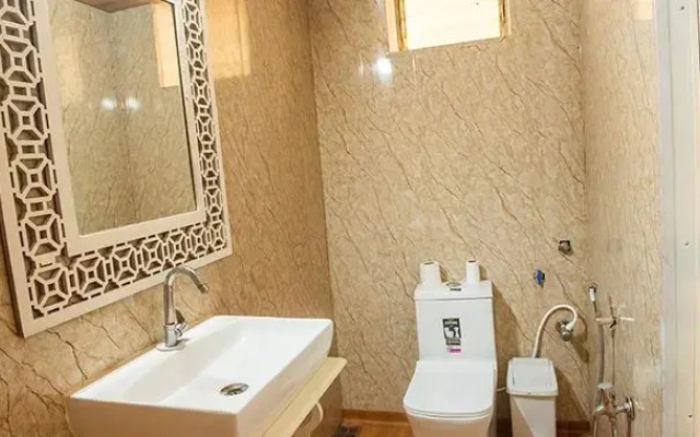 Fabhotel Prime Tanjo Highland