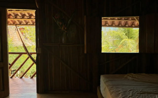 Don Jons Lodge -Surf & Yoga