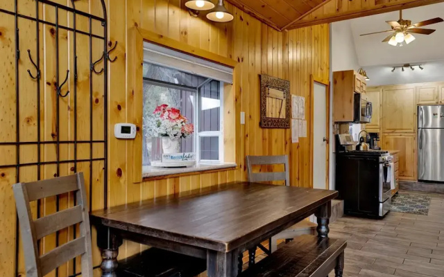 Castle Rock Cabin #178