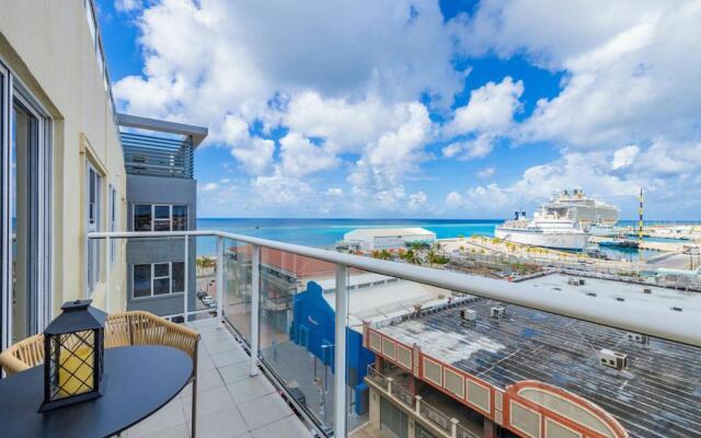 HH-2BStd614 - All shades of Blue OCEANFRONT luxury condo,