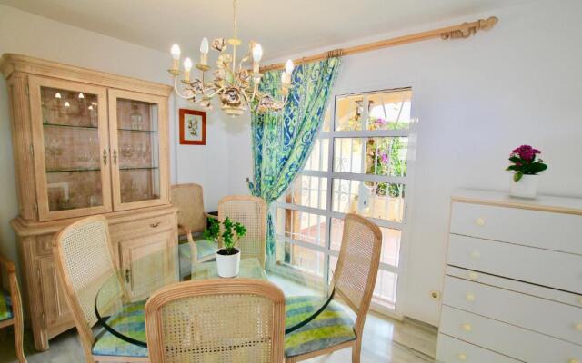 Polarsol 3 Townhouse in Club la Costa by Rafleys