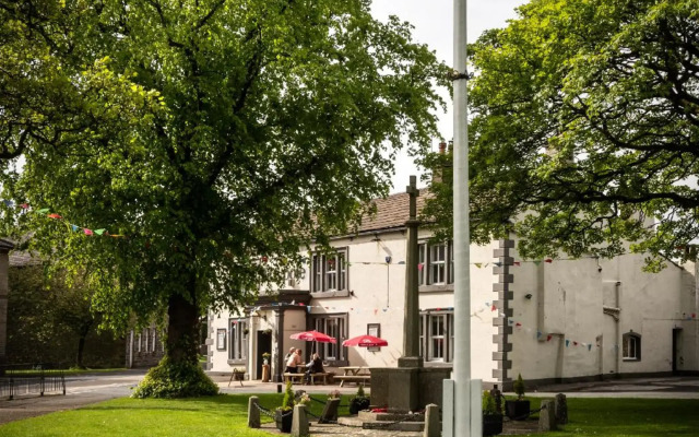 The Maypole Inn