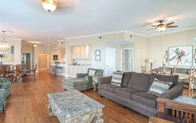 Legacy Towers I Penthouse