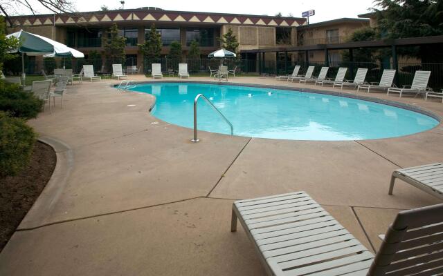 Red Lion Hotel Yakima Center