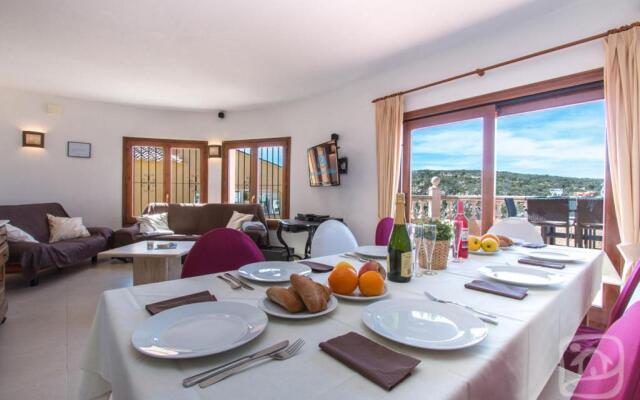 Abahana Villas Octavio