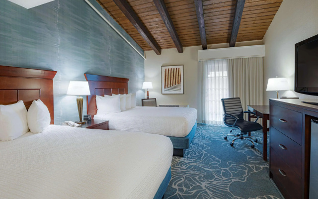 Best Western Plus Carpinteria Inn