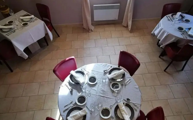 Est Garden Hotel