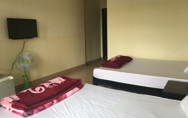 SPOT ON 924 Song Cam Hotel